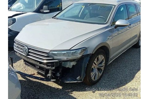 2022 Volkswagen Passat Alltrack, Dyzelinas