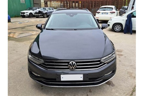2021 Volkswagen Passat, Dyzelinas