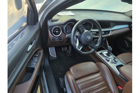 2021 Alfa Romeo Stelvio, Dyzelinas