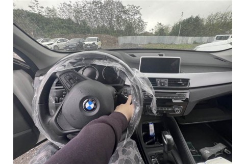2021 BMW X1, Benzinas / Elektra