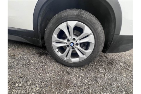 2021 BMW X1, Benzinas / Elektra