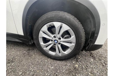 2021 BMW X1, Benzinas / Elektra