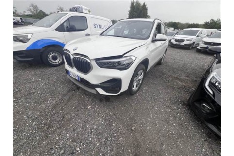 2021 BMW X1, Benzinas / Elektra