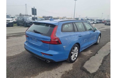 2020 Volvo V60, Dyzelinas