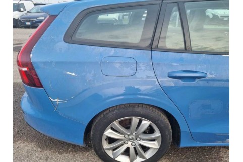 2020 Volvo V60, Dyzelinas