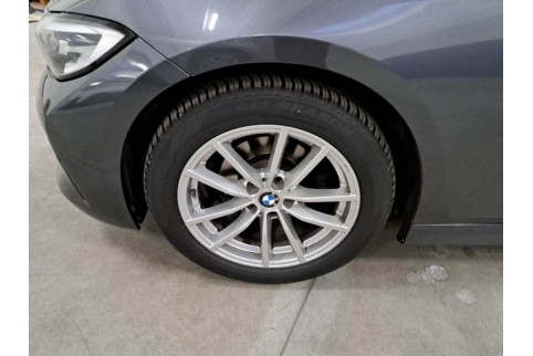 2021 BMW 318, Dyzelinas