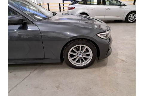 2021 BMW 318, Dyzelinas