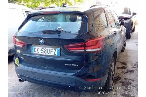 2022 BMW X1, Benzinas / Elektra