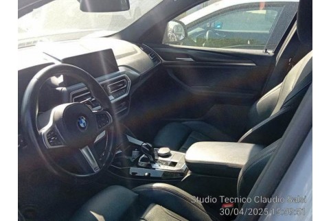 2023 BMW X4, Dyzelinas