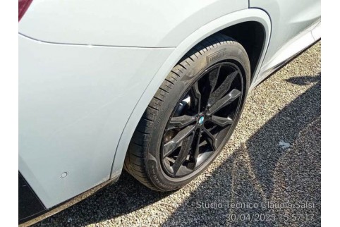 2023 BMW X4, Dyzelinas