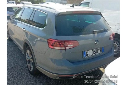 2022 Volkswagen Passat Alltrack, Dyzelinas