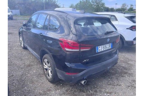 2022 BMW X1, Benzinas / Elektra