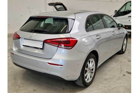 2021 Mercedes-Benz A 250, Benzinas / Elektra