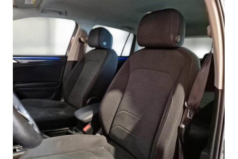 2021 Volkswagen Tiguan, Dyzelinas