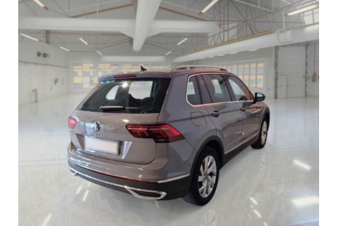 2021 Volkswagen Tiguan, Dyzelinas