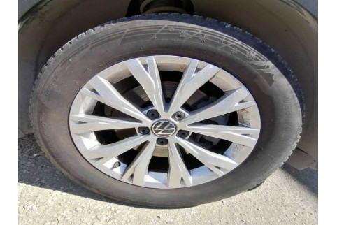 2021 Volkswagen Tiguan, Dyzelinas