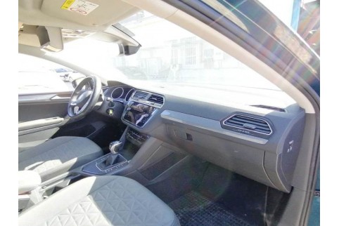 2021 Volkswagen Tiguan, Dyzelinas
