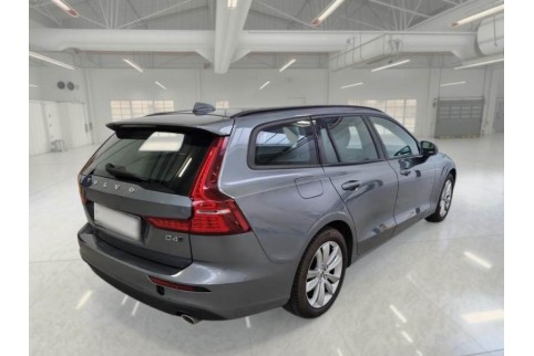2020 Volvo V60, Dyzelinas