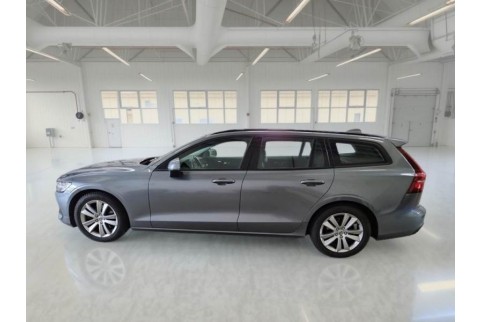 2020 Volvo V60, Dyzelinas