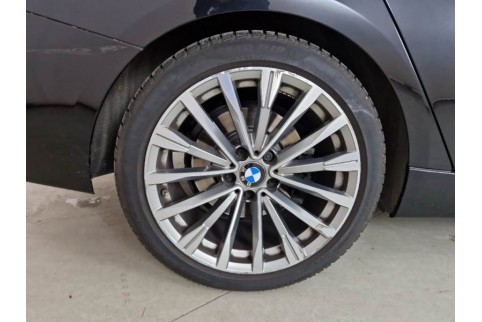 2018 BMW 330, Dyzelinas