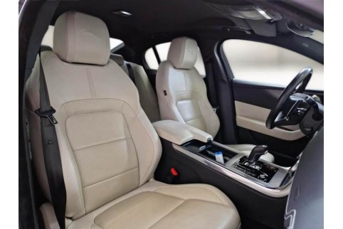 2021 Jaguar XE, Dyzelinas