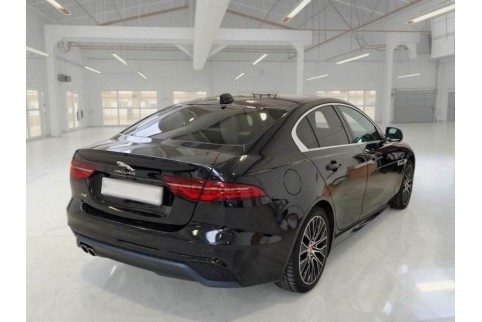 2021 Jaguar XE, Dyzelinas