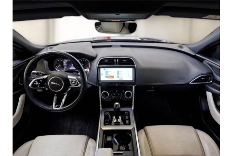 2021 Jaguar XE, Dyzelinas