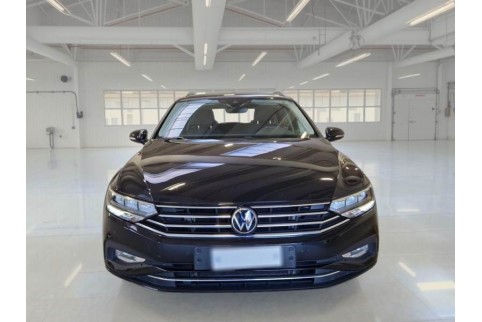 2021 Volkswagen Passat, Dyzelinas
