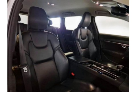 2019 Volvo V90 Cross Country, Dyzelinas