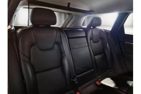 2019 Volvo V90 Cross Country, Dyzelinas
