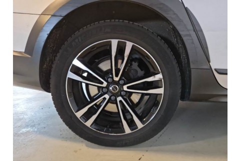 2019 Volvo V90 Cross Country, Dyzelinas