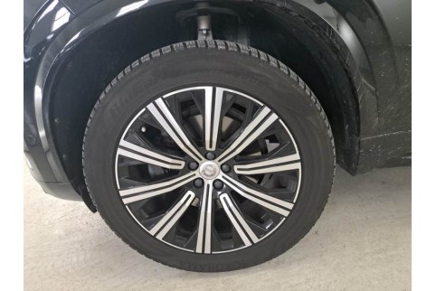 2022 Volvo XC 90, Dyzelinas