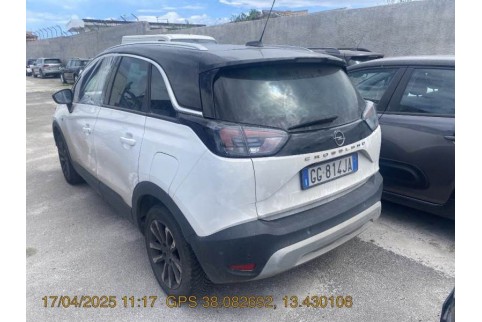 2021 Opel Crossland X, Dyzelinas