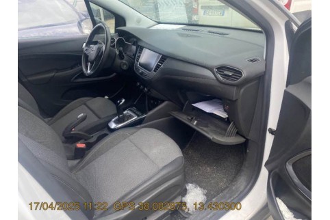 2021 Opel Crossland X, Dyzelinas