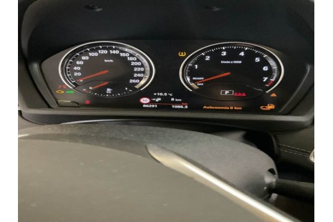 2022 BMW X1, Benzinas / Elektra