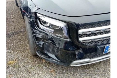 2021 Mercedes-Benz GLB 200, Dyzelinas