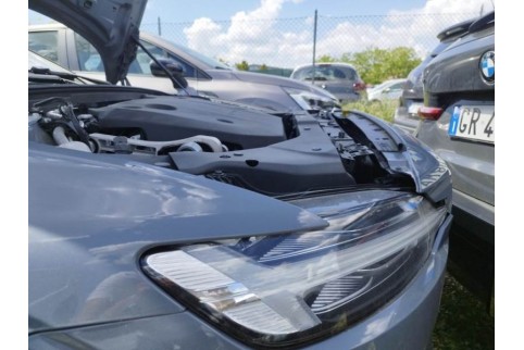 2021 Volvo V60, Dyzelinas