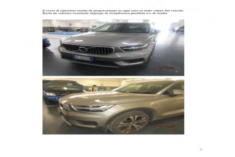 2022 Volvo XC 40, Benzinas / Elektra