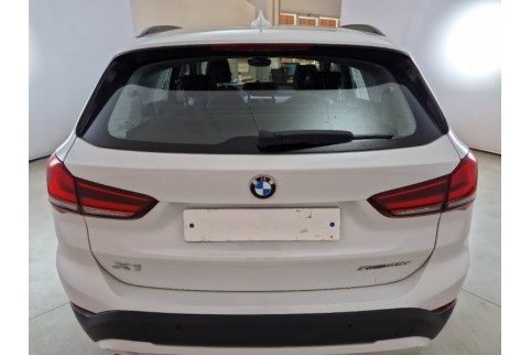 2021 BMW X1, Benzinas / Elektra