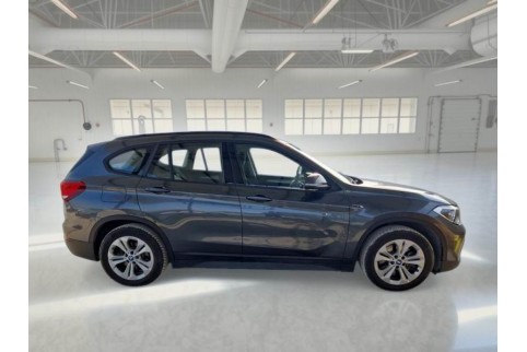 2022 BMW X1, Benzinas / Elektra