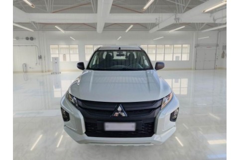 2020 Mitsubishi L200, Dyzelinas