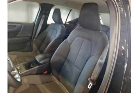 2019 Volvo XC 40, Dyzelinas