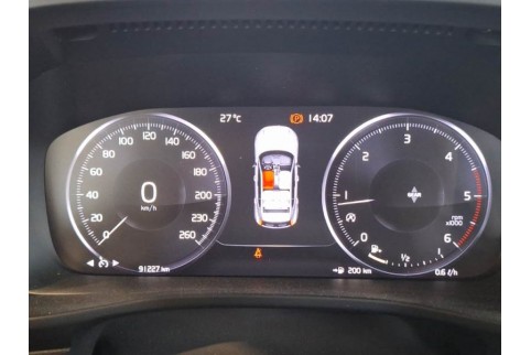 2019 Volvo XC 40, Dyzelinas