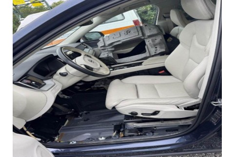 2023 Volvo XC 60, Dyzelinas