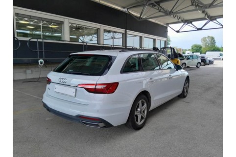2021 Audi A4, Dyzelinas