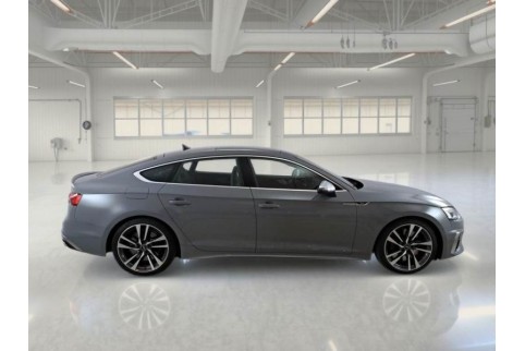 2022 Audi S5, Dyzelinas
