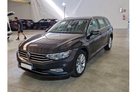 2020 Volkswagen Passat, Dyzelinas