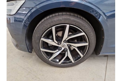2019 Volvo V60, Dyzelinas