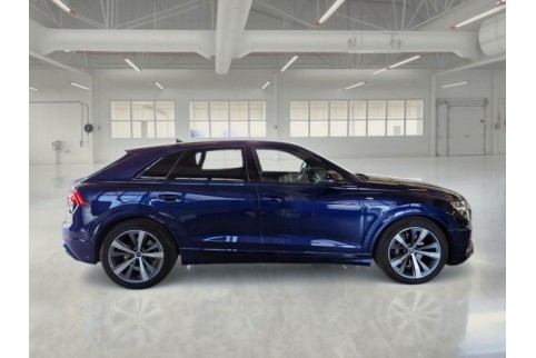 2021 Audi Q8, Dyzelinas