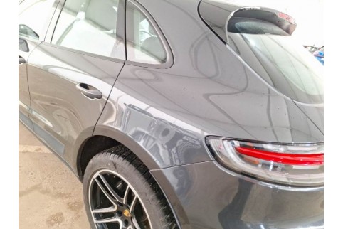 2021 Porsche Macan, Benzinas